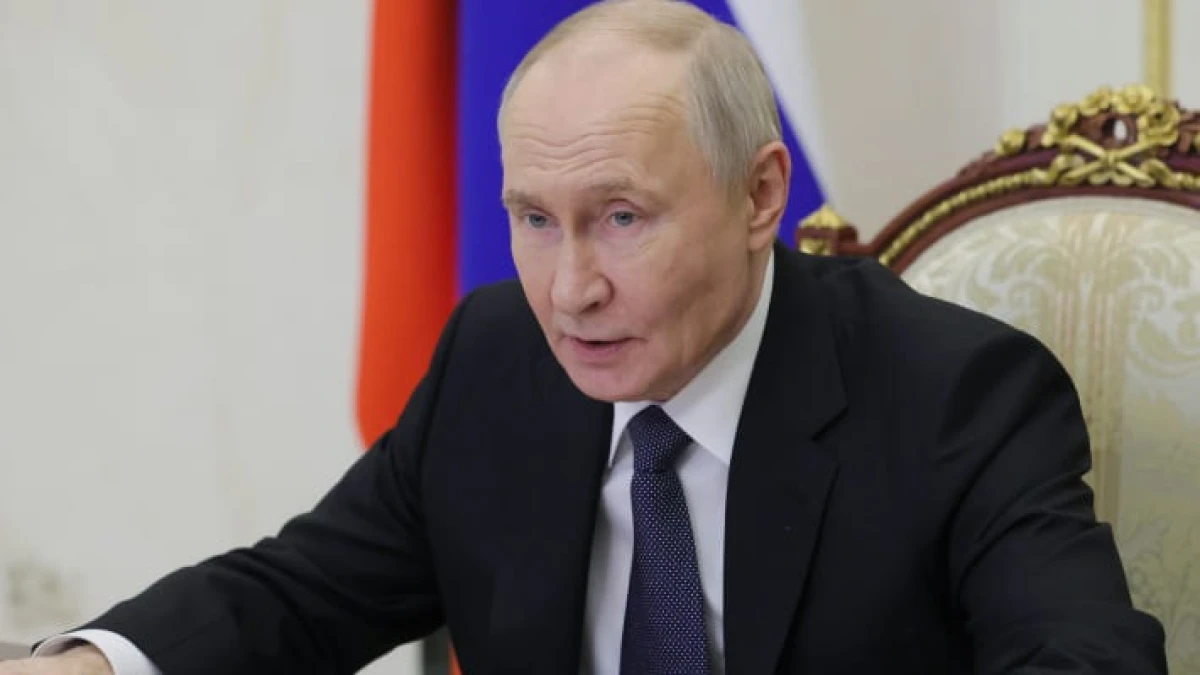 Путин сталкивается с нарастающим раздражением элит – Guardian