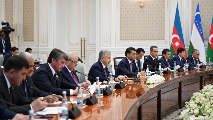 Мирзиёев выступил за создание нового транспортного коридора Мирзиёев выступил за создание нового транспортного коридора